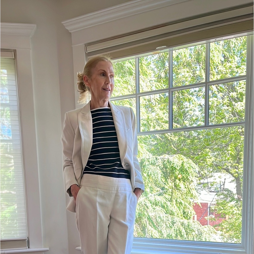 Planet ladies pant suit. Wide legs.  Linen look.  Beautiful over stitching.